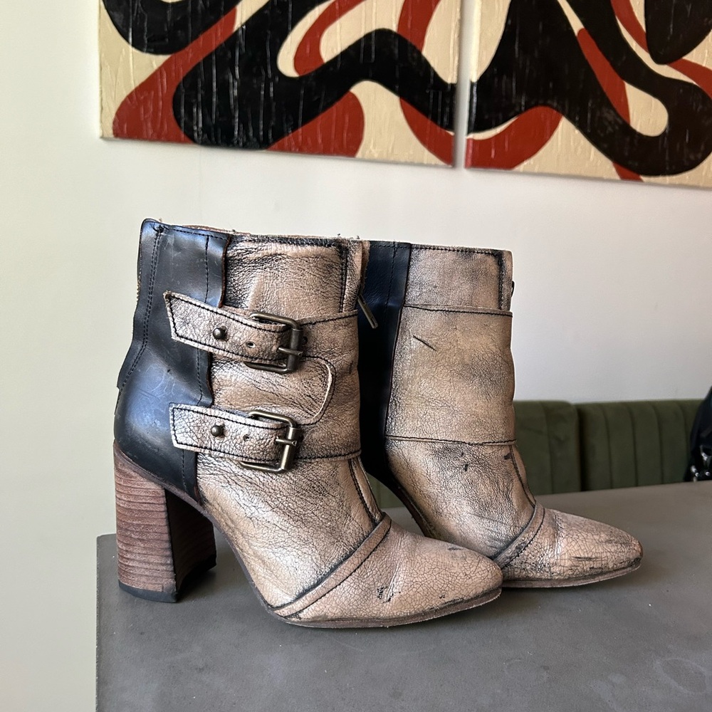 Freebird Joey - Women's Tan Leather Ankle Boots